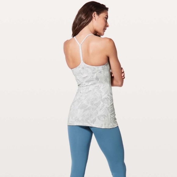 lululemon athletica Tops - Lululemon Power Pose Tank *Light Support For A/B Cup